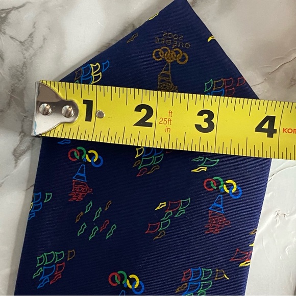 Rare Vintage Varucci 100% Silk Tie Quebec 2002 Olympic Blue Torch Sports Classic - Picture 5 of 6